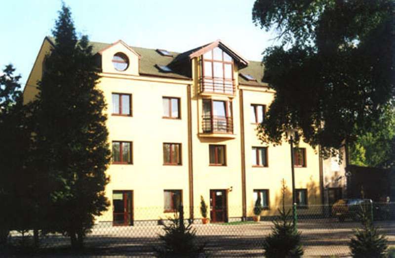 Hotel Petrus Krasków Εξωτερικό φωτογραφία